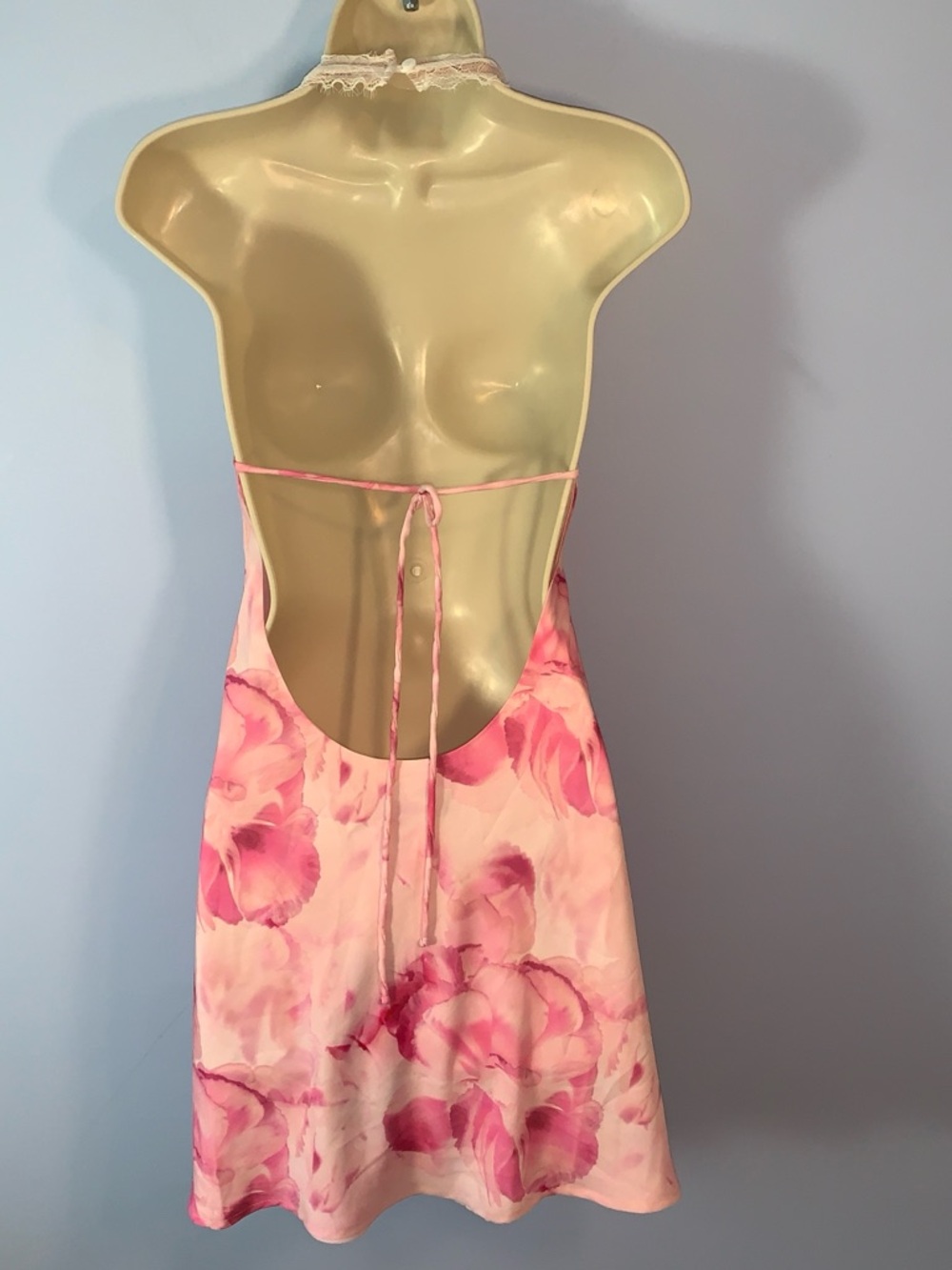 White Fox pink meadow Pink Floral babydoll halter mini dress white Lace bust M - Picture 2 of 6